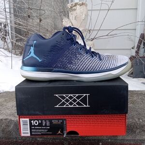Size 10.5M- Jordan 31 Low 'UNC' Midnight Navy / White / university blue
